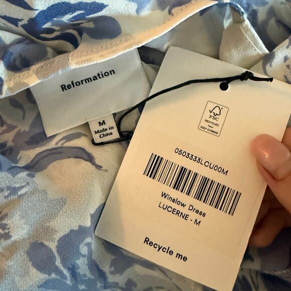 New Reformation Winslow Dress - Picture 5 of 5